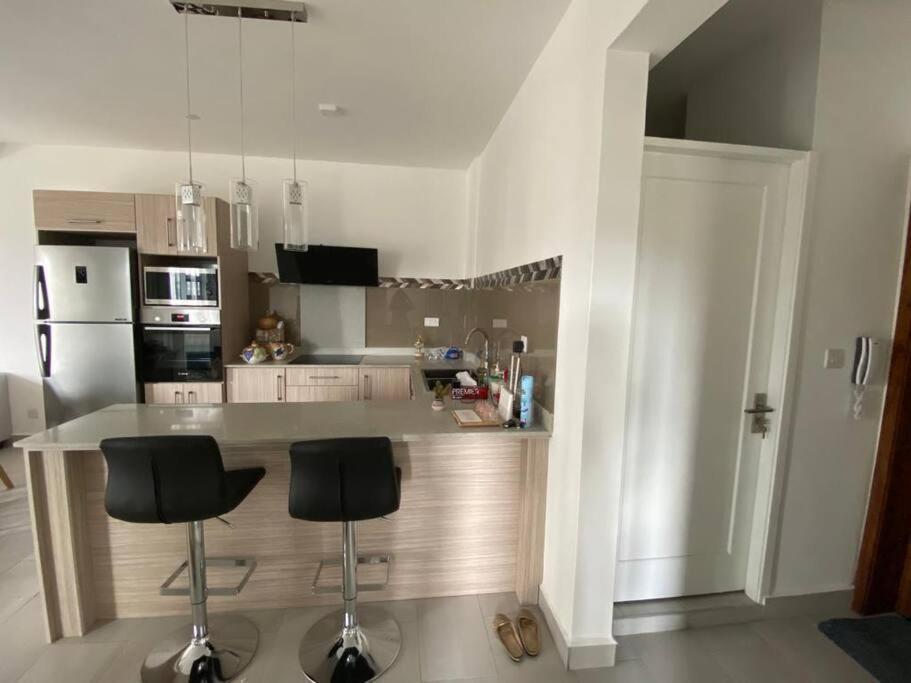 Stylish & Luxury 2-Bed Parkside Apart With Pool Vacoas-Phoenix المظهر الخارجي الصورة